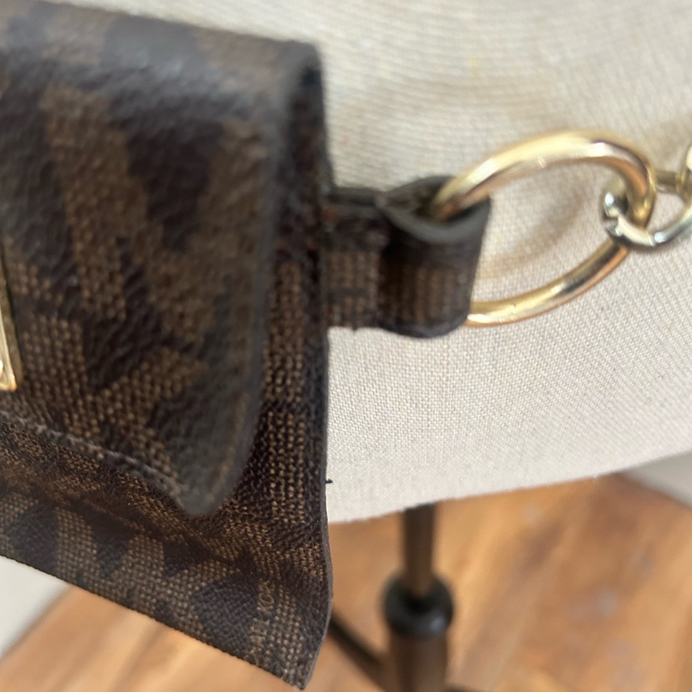 Pattern Print Chain Link Waist Bag - image 3